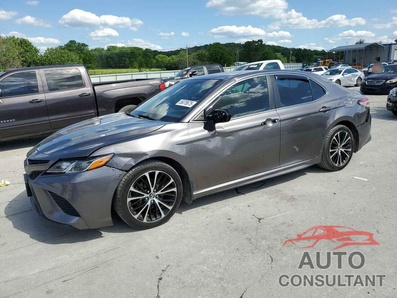 TOYOTA CAMRY 2018 - 4T1B11HK9JU659041