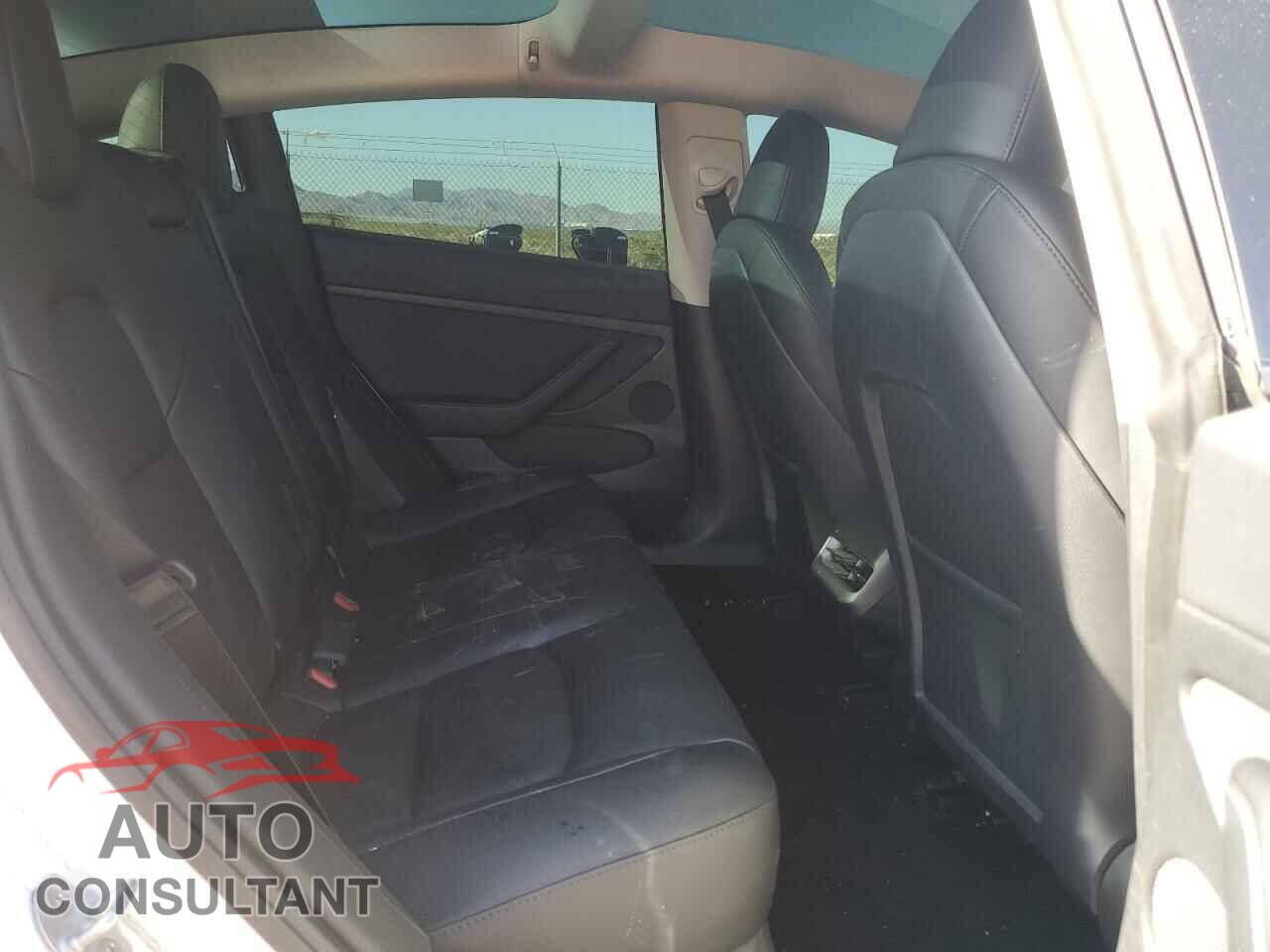 TESLA MODEL 3 2023 - 5YJ3E1EAXPF641657