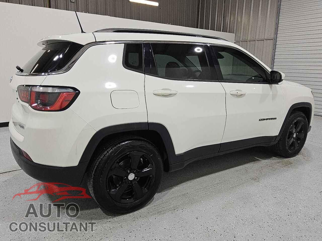JEEP COMPASS 2017 - 3C4NJCBB3HT682213