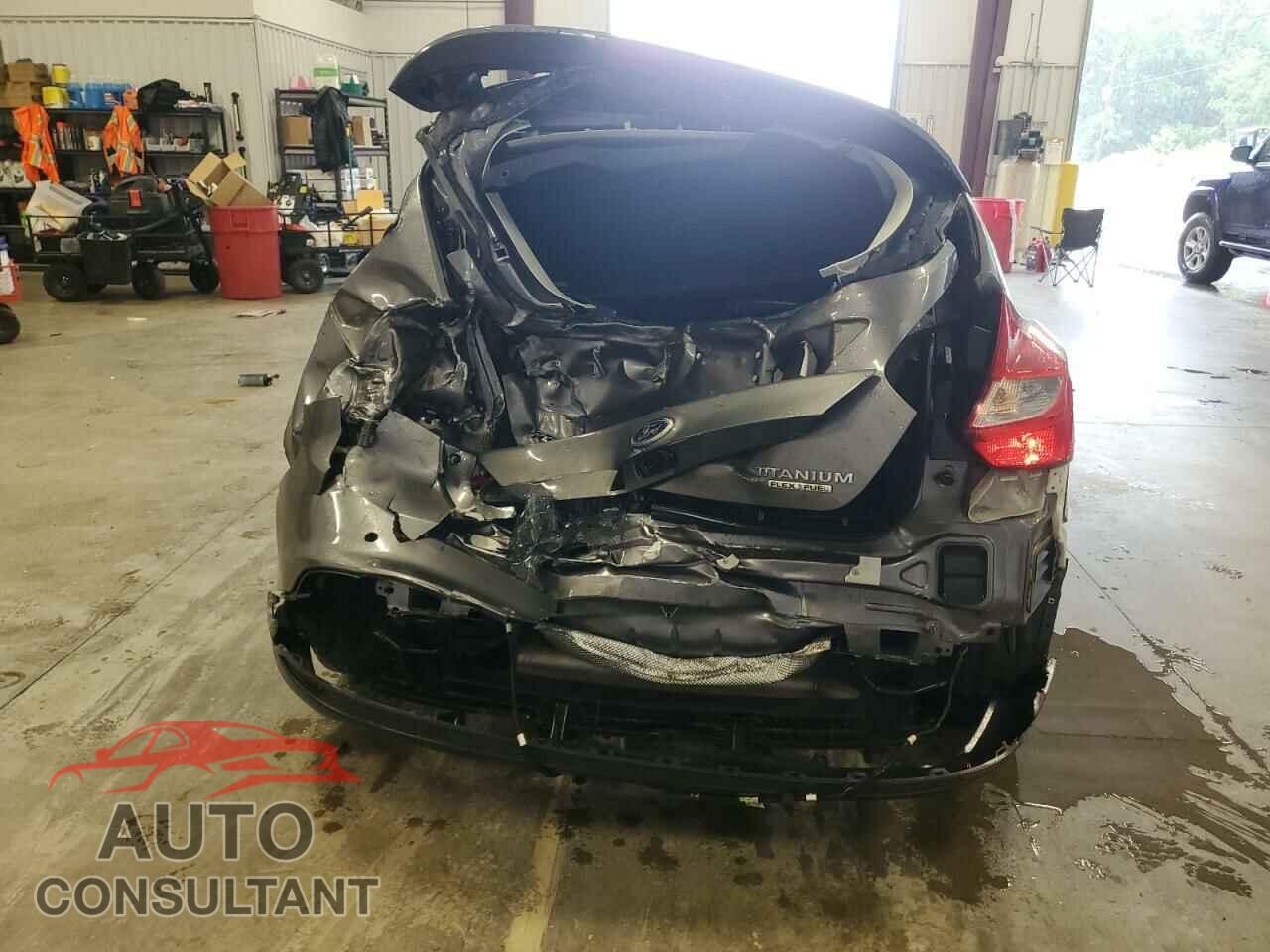FORD FOCUS 2014 - 1FADP3N2XEL274567