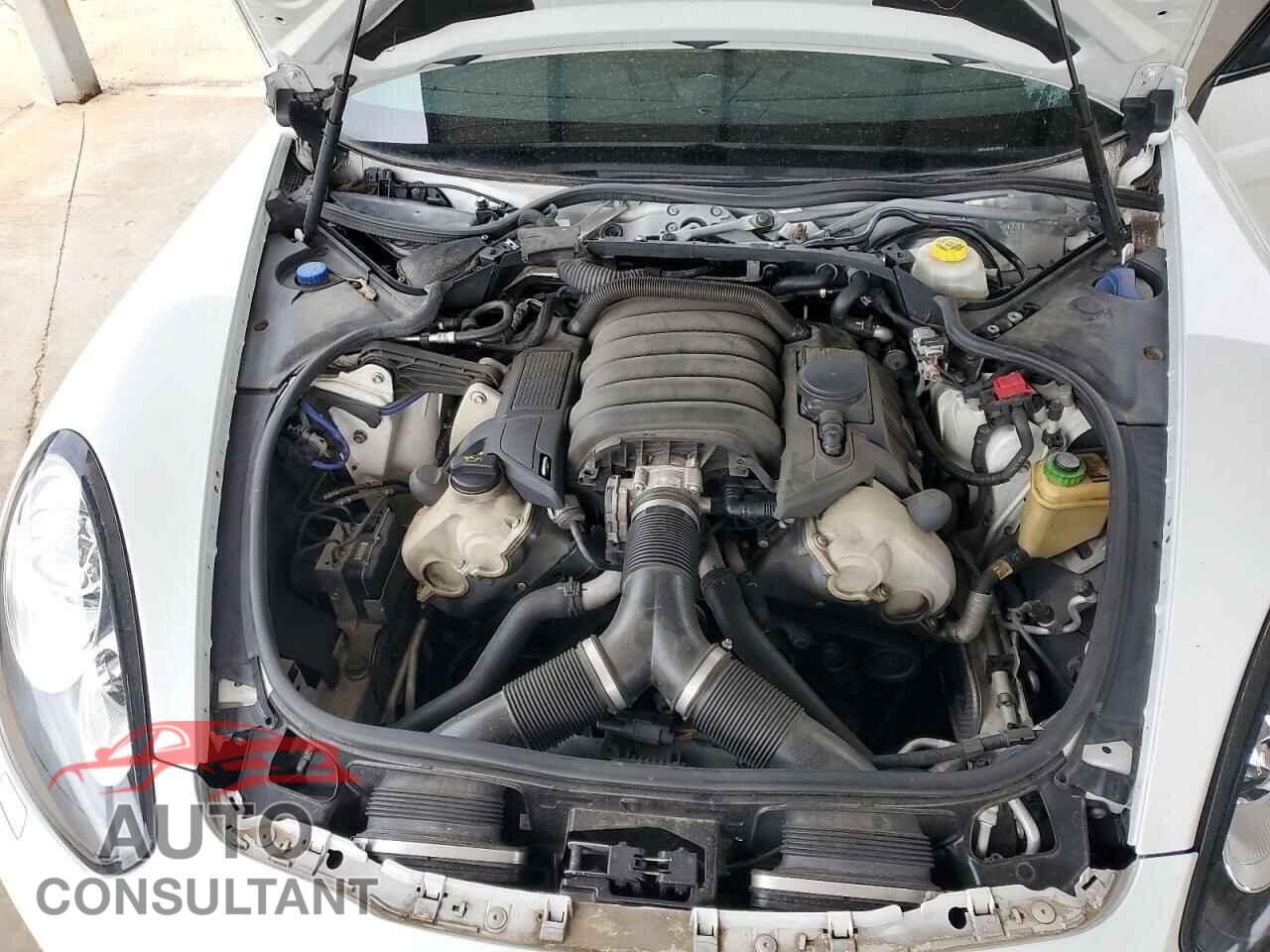 PORSCHE PANAMERA 2015 - WP0AA2A74FL005587