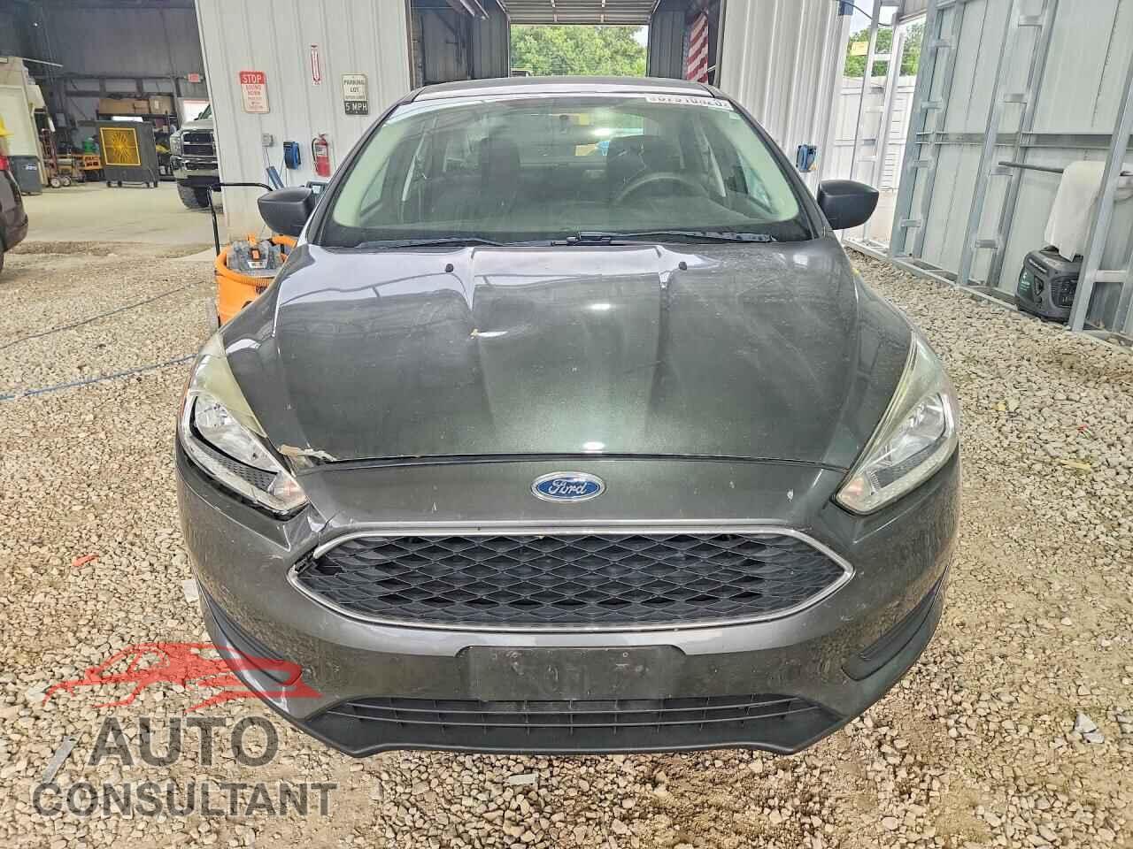 FORD FOCUS 2017 - 1FADP3E20HL244840