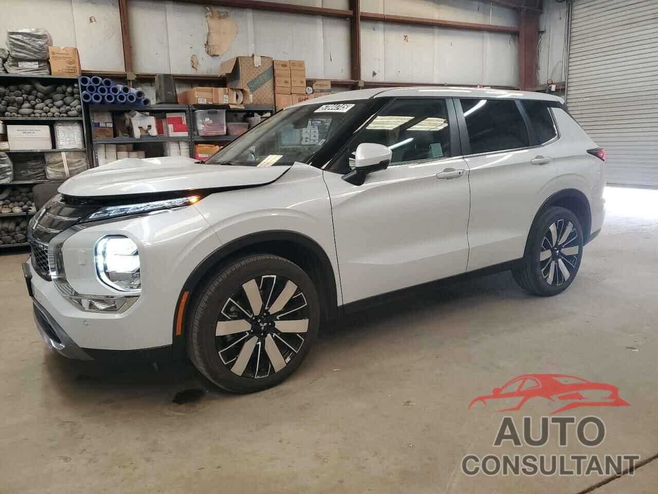 MITSUBISHI OUTLANDER 2025 - JA4J4VA89SZ020833