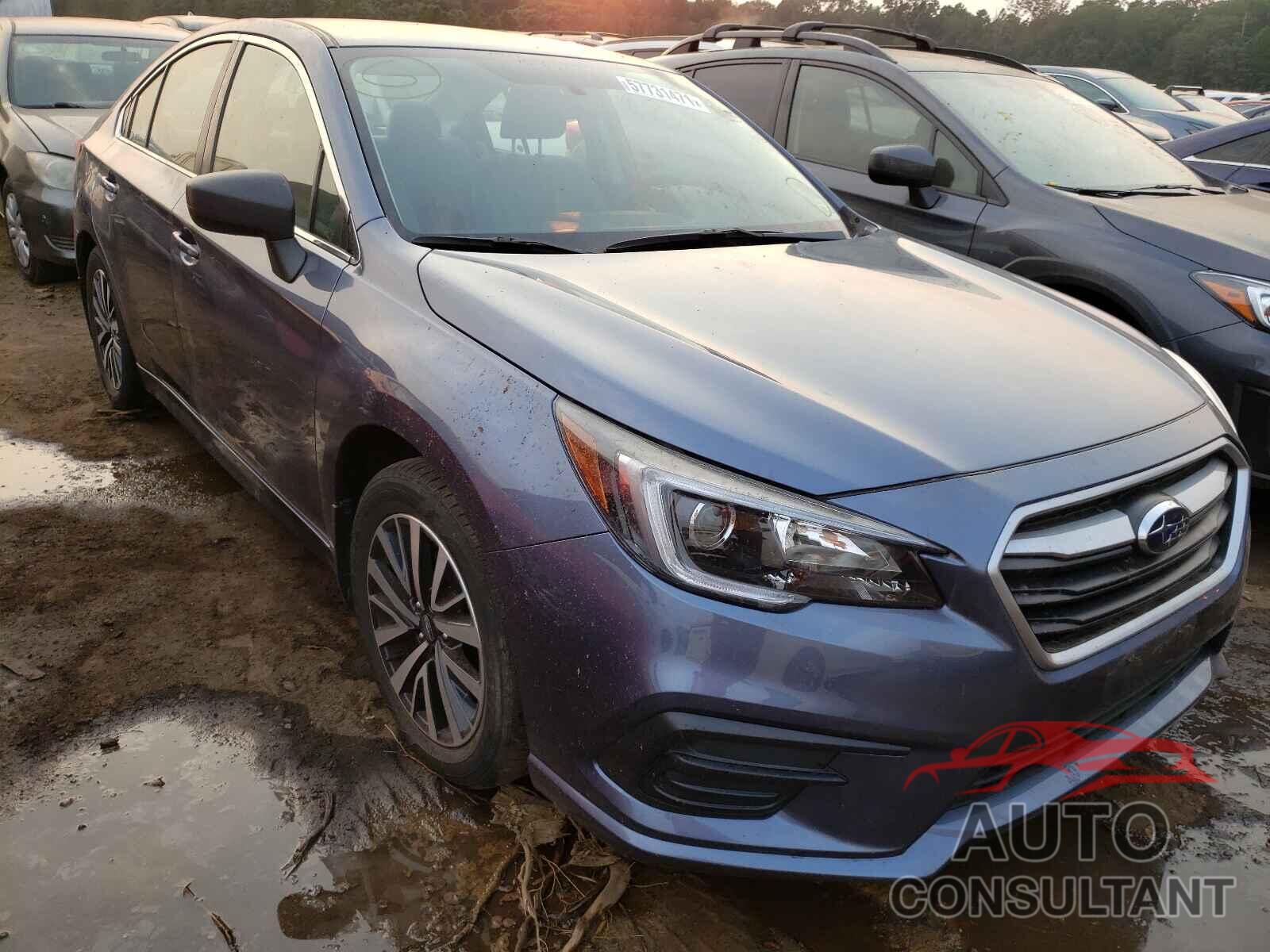 SUBARU LEGACY 2018 - 4S3BNAB62J3010496