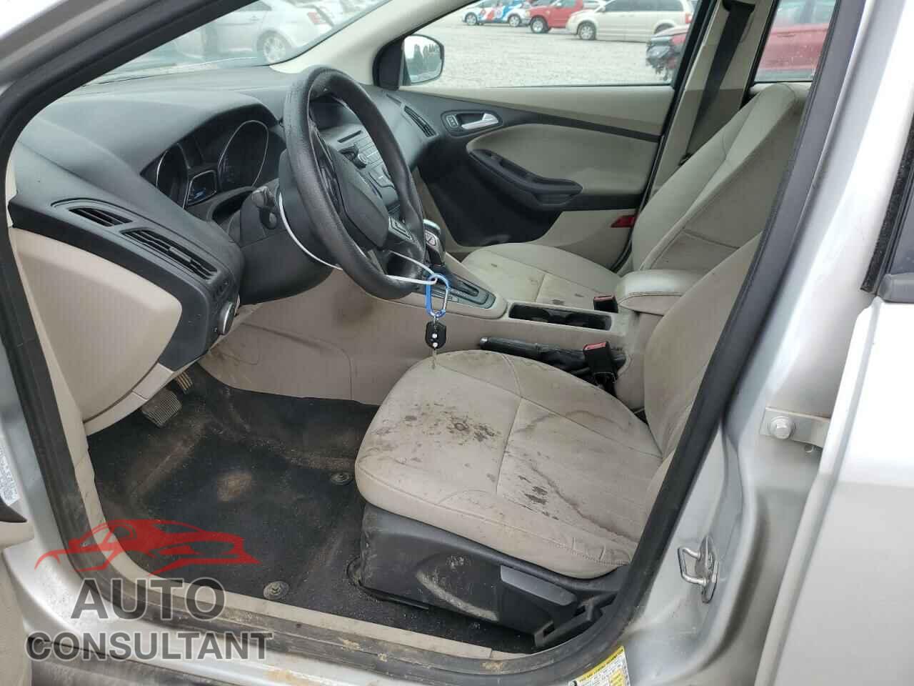 FORD FOCUS 2015 - 1FADP3F28FL336905