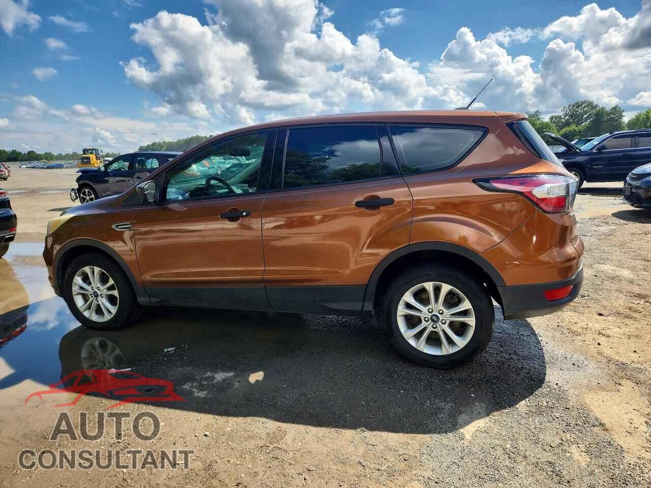 FORD ESCAPE 2017 - 1FMCU0F72HUC72782