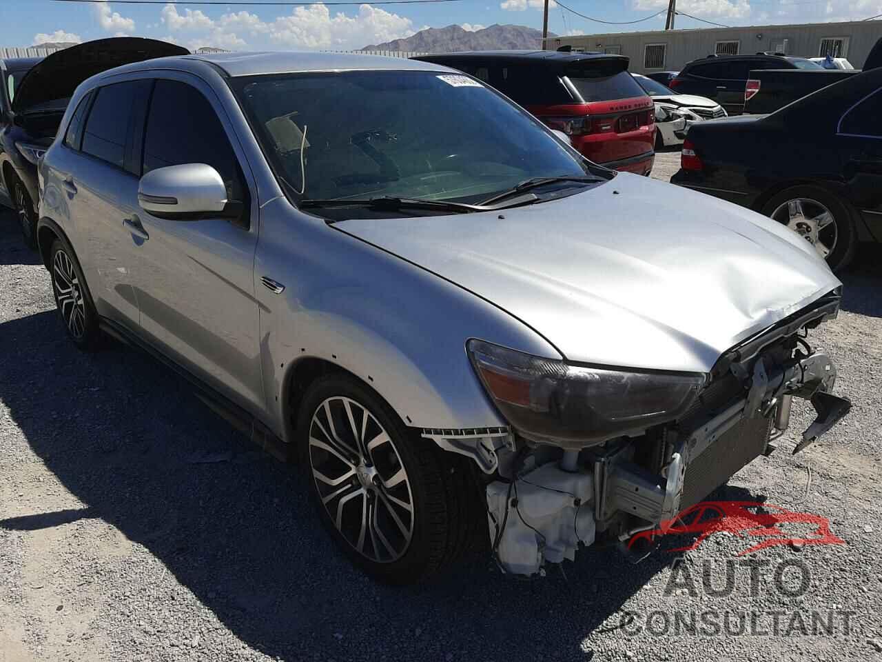 MITSUBISHI OUTLANDER 2018 - JA4AR3AW5JZ035199