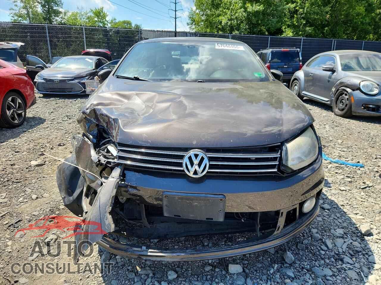 VOLKSWAGEN EOS 2012 - WVWFW7AH2CV002457