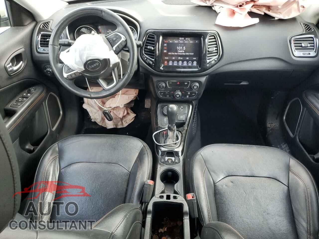 JEEP COMPASS 2019 - 3C4NJDCB1KT672484