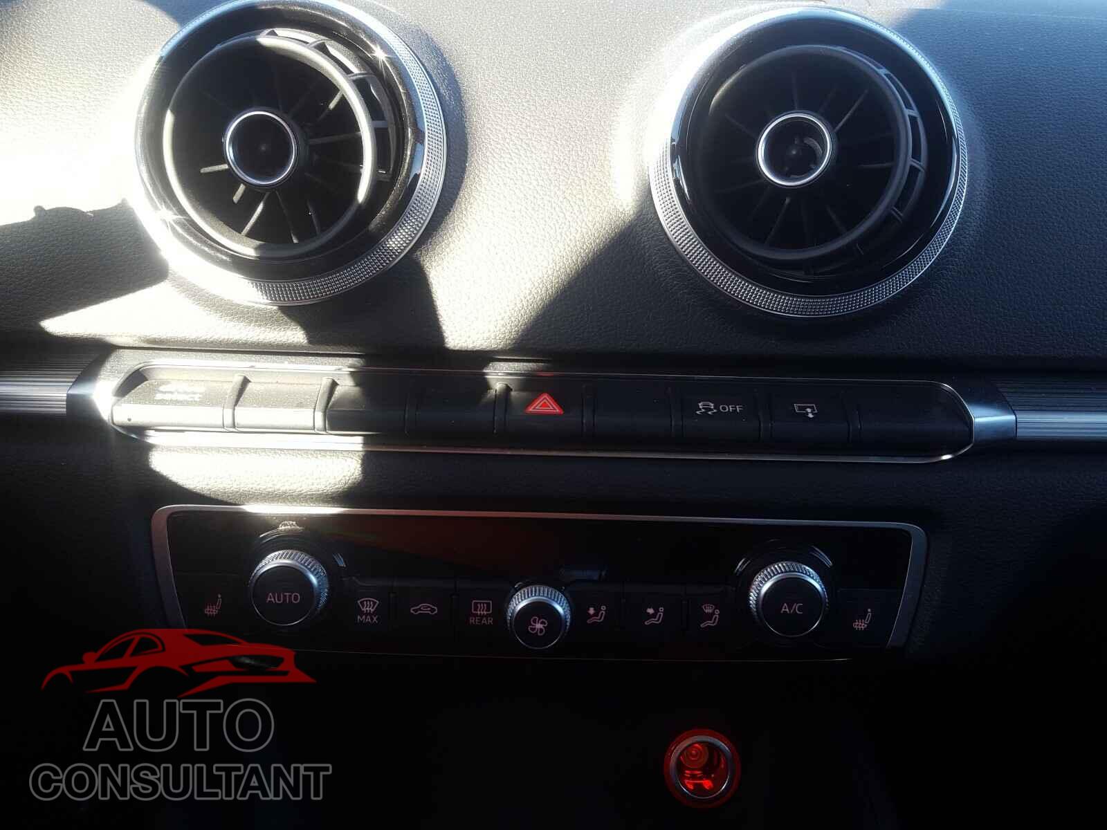 AUDI A3 2015 - WAUCCGFF9F1034026