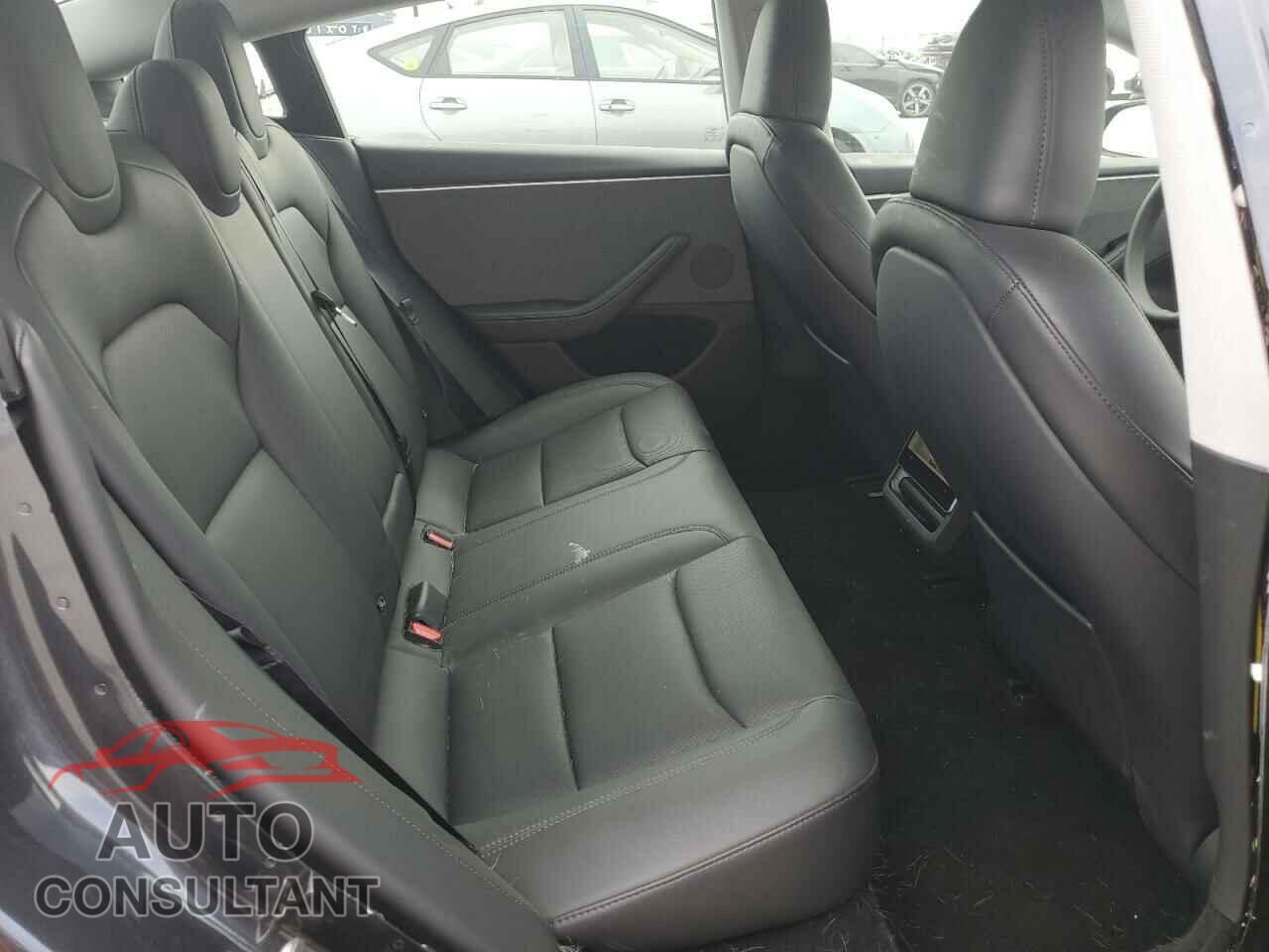 TESLA MODEL 3 2024 - 5YJ3E1EA7RF785010