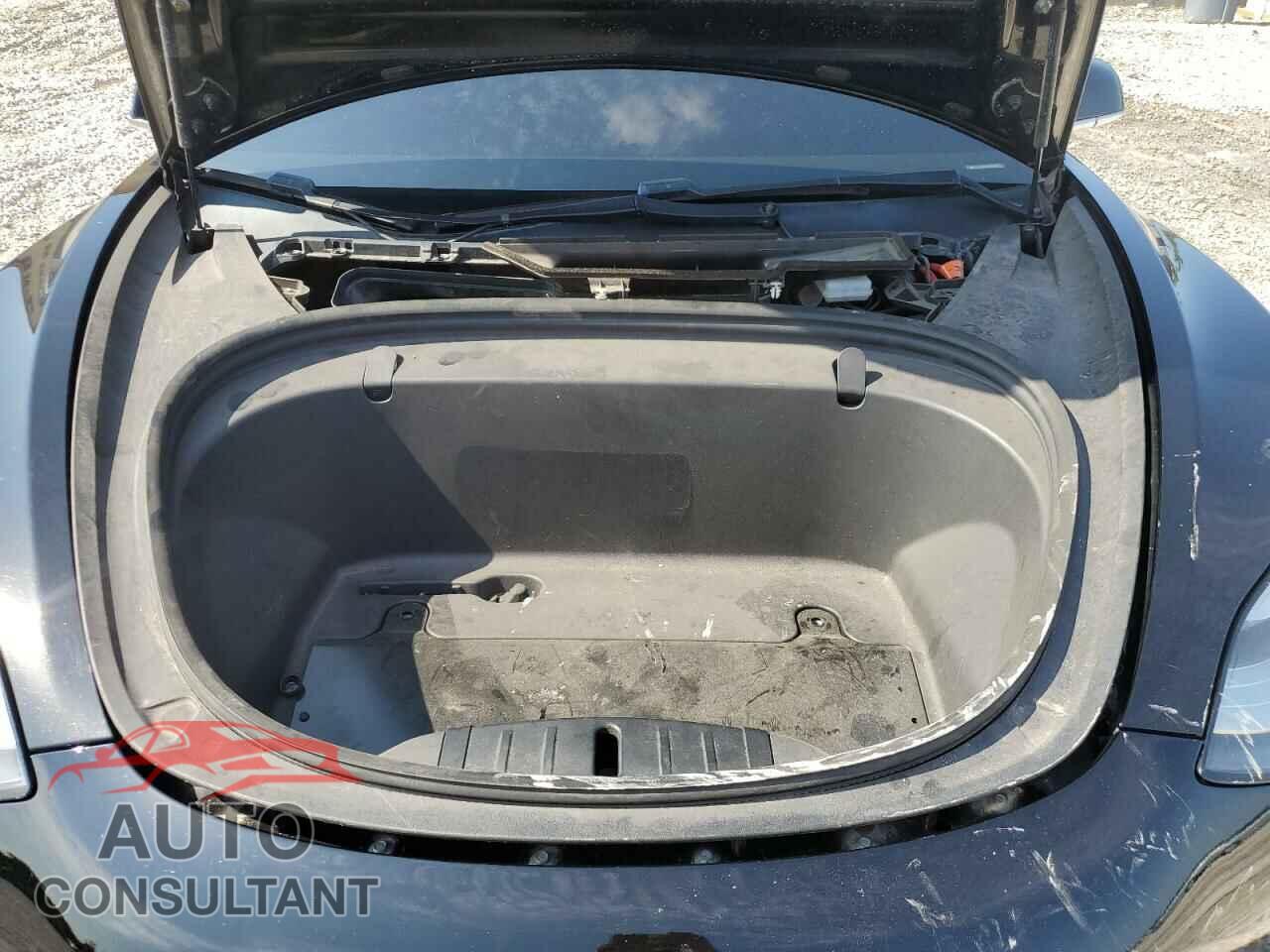 TESLA MODEL 3 2019 - 5YJ3E1EA4KF306547