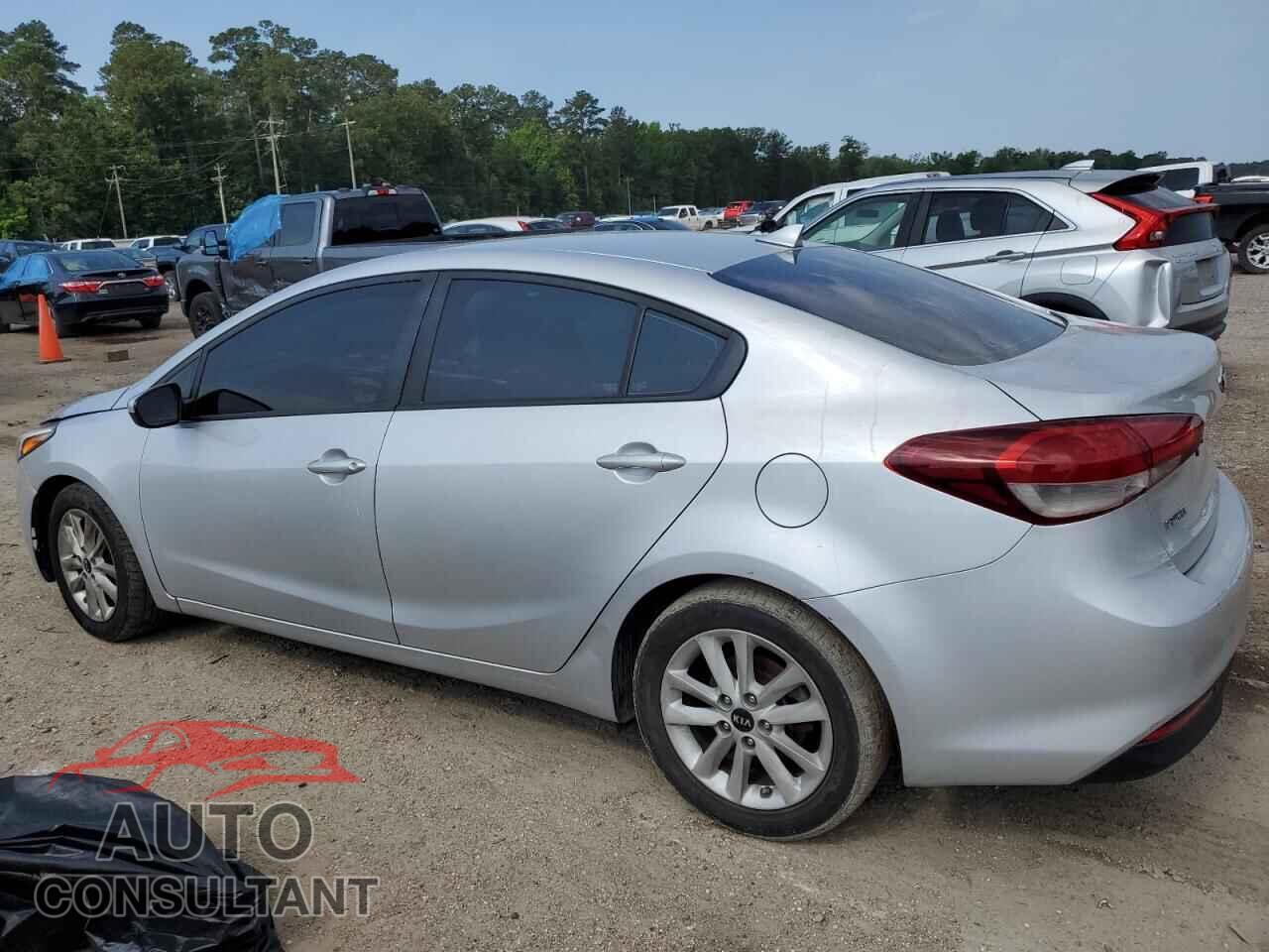 KIA FORTE 2017 - 3KPFL4A71HE003030