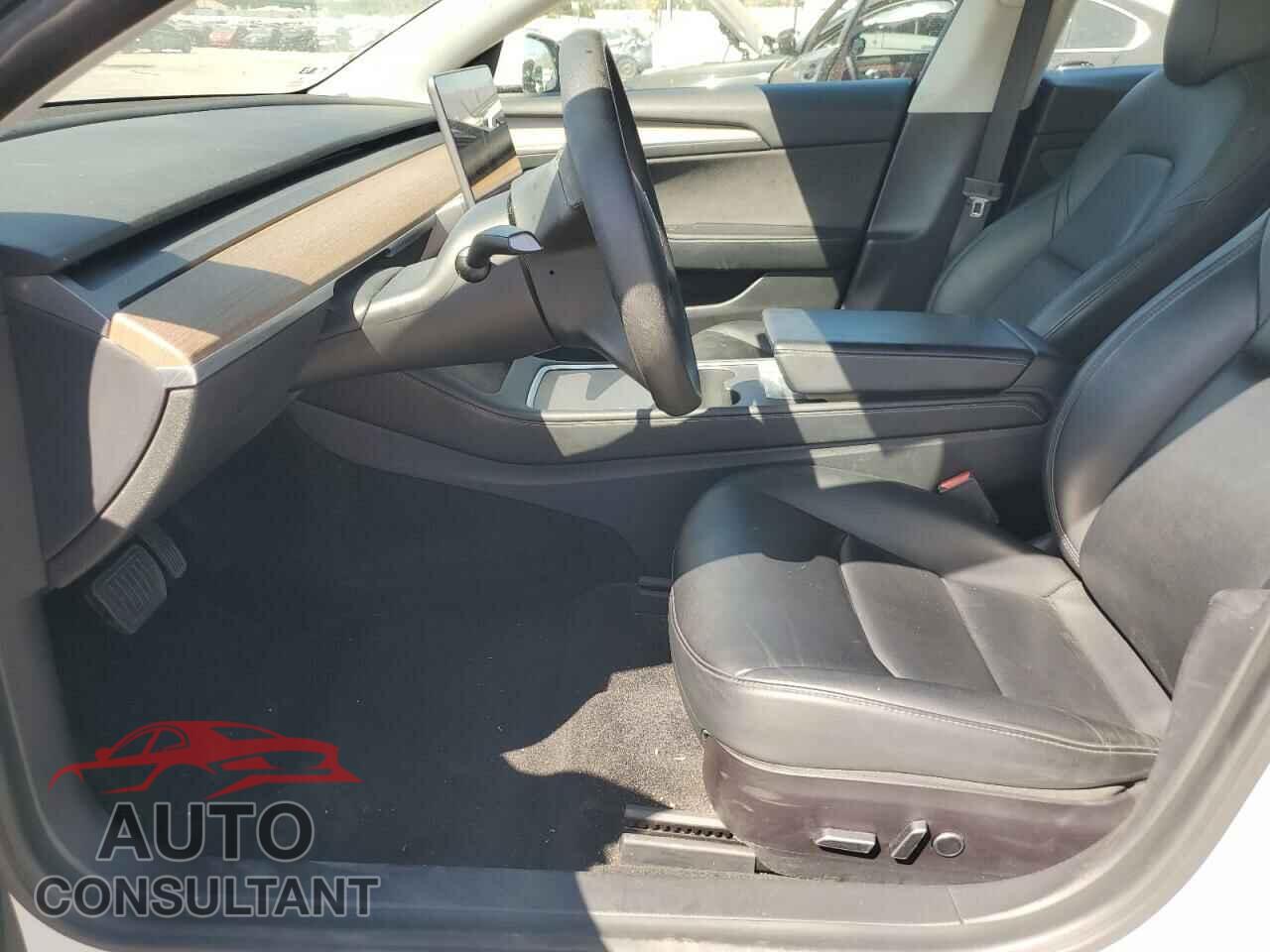 TESLA MODEL 3 2021 - 5YJ3E1EA4MF976215