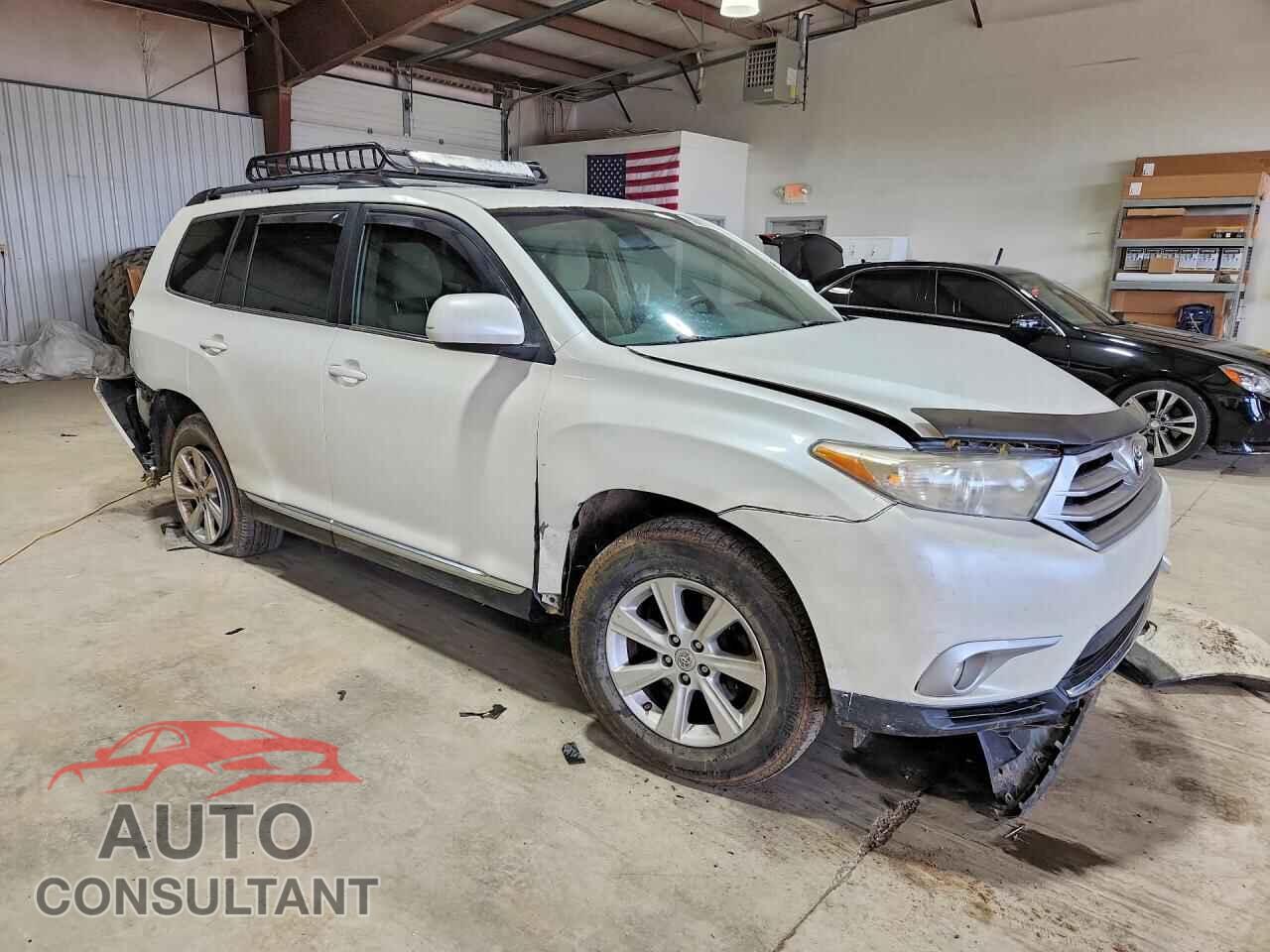 TOYOTA HIGHLANDER 2012 - 5TDBK3EH0CS094532