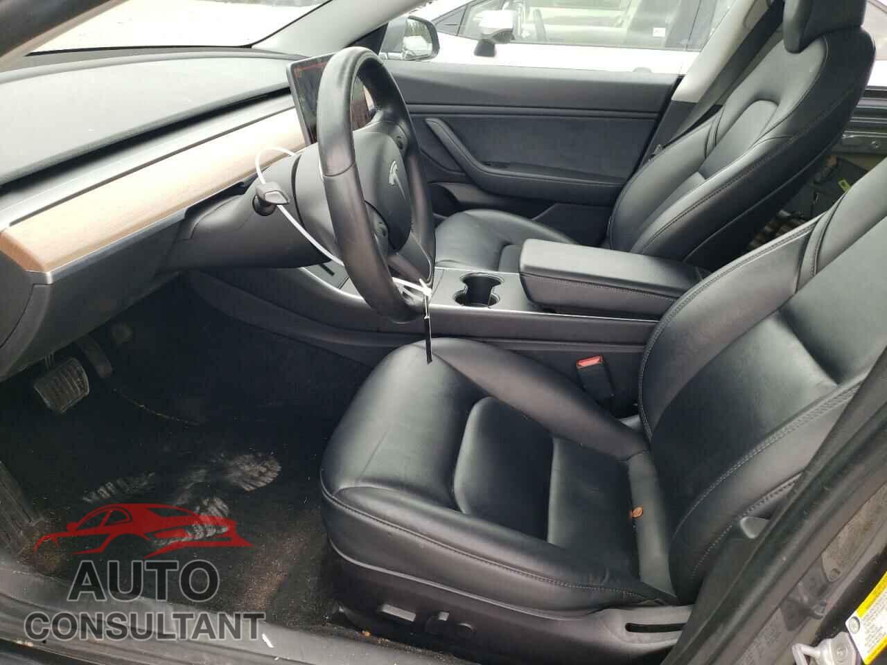 TESLA MODEL 3 2019 - 5YJ3E1EB0KF209922