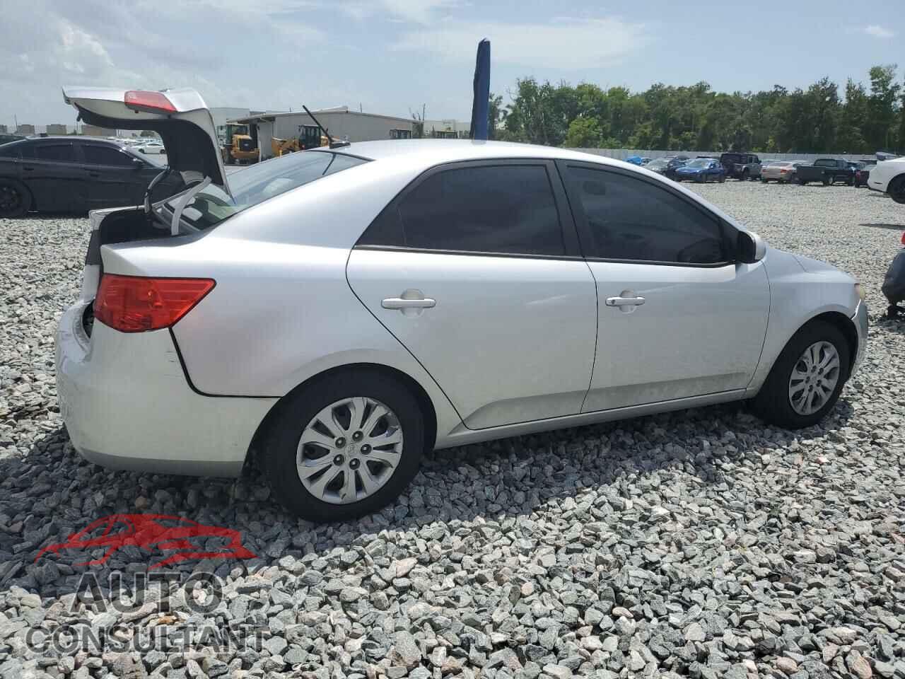 KIA FORTE 2013 - KNAFT4A29D5721559