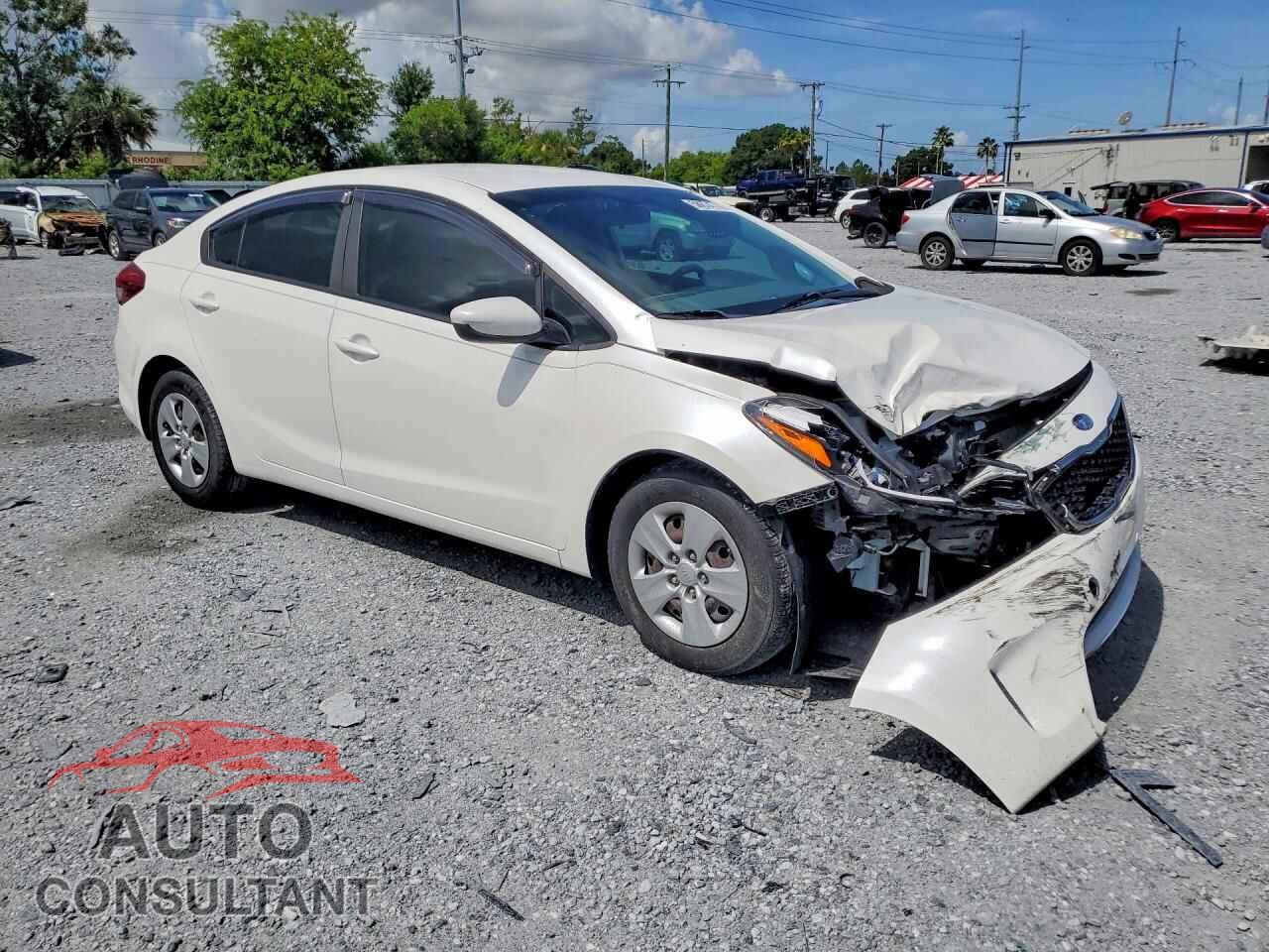 KIA FORTE 2018 - 3KPFL4A7XJE242579