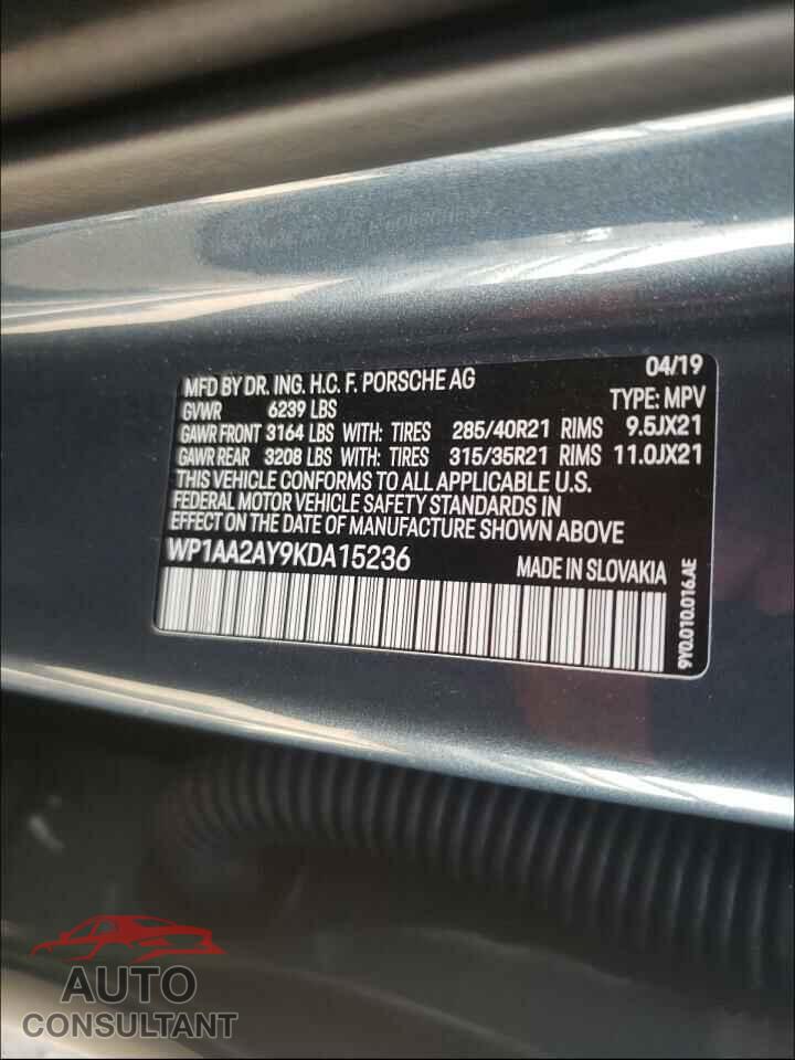 PORSCHE CAYENNE 2019 - WP1AA2AY9KDA15236