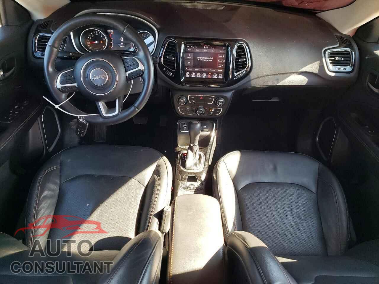 JEEP COMPASS 2018 - 3C4NJCCB2JT205115