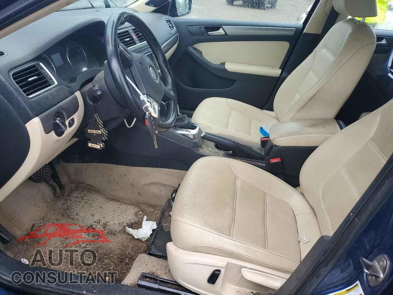 VOLKSWAGEN JETTA 2014 - 3VWLL7AJ5EM351069