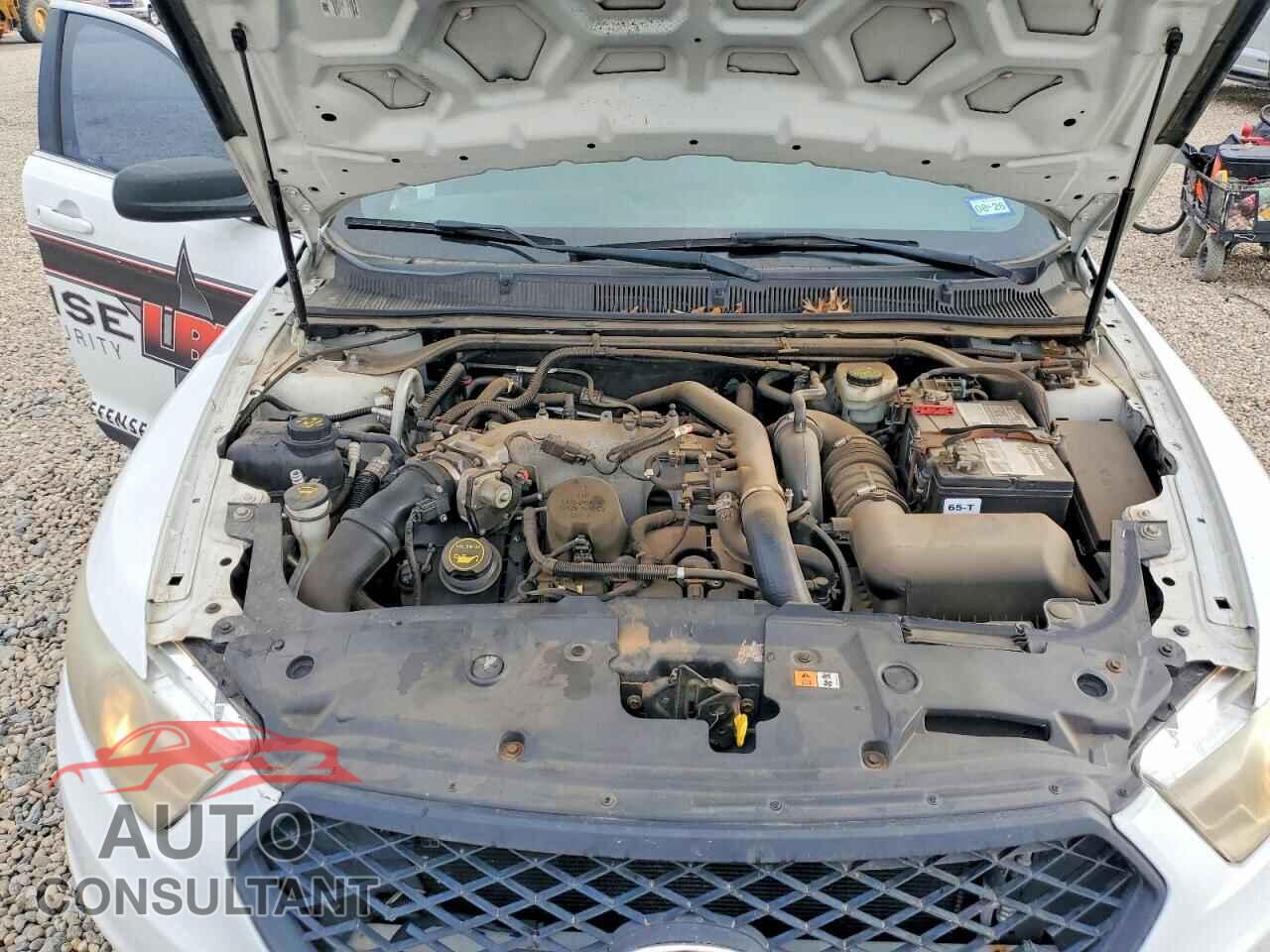 FORD TAURUS 2015 - 1FAHP2MT8FG109228