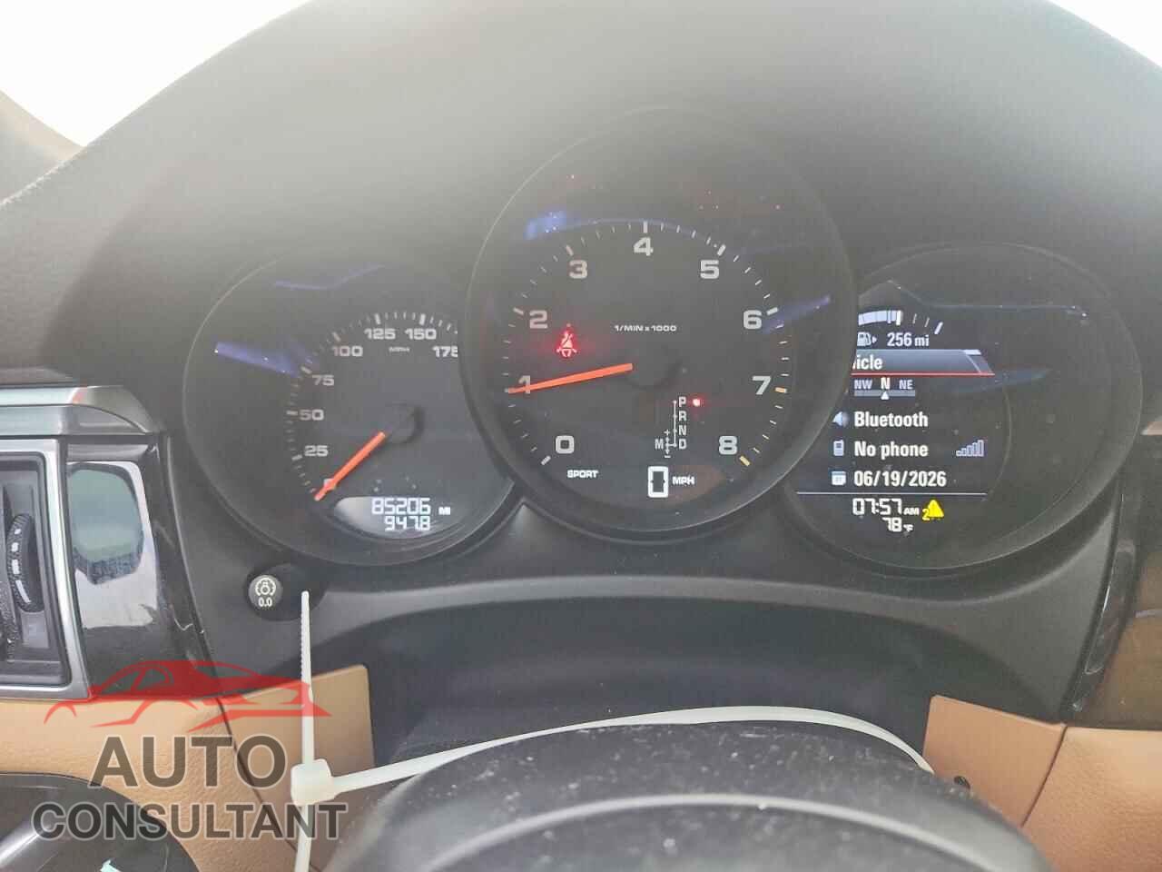 PORSCHE MACAN 2017 - WP1AA2A53HLB02974