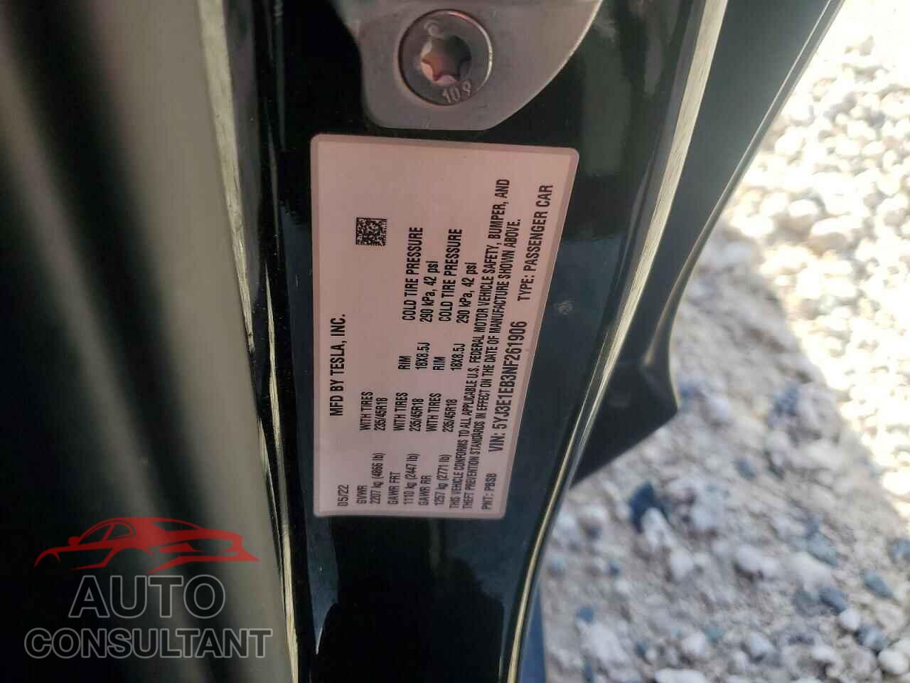 TESLA MODEL 3 2022 - 5YJ3E1EB3NF261906