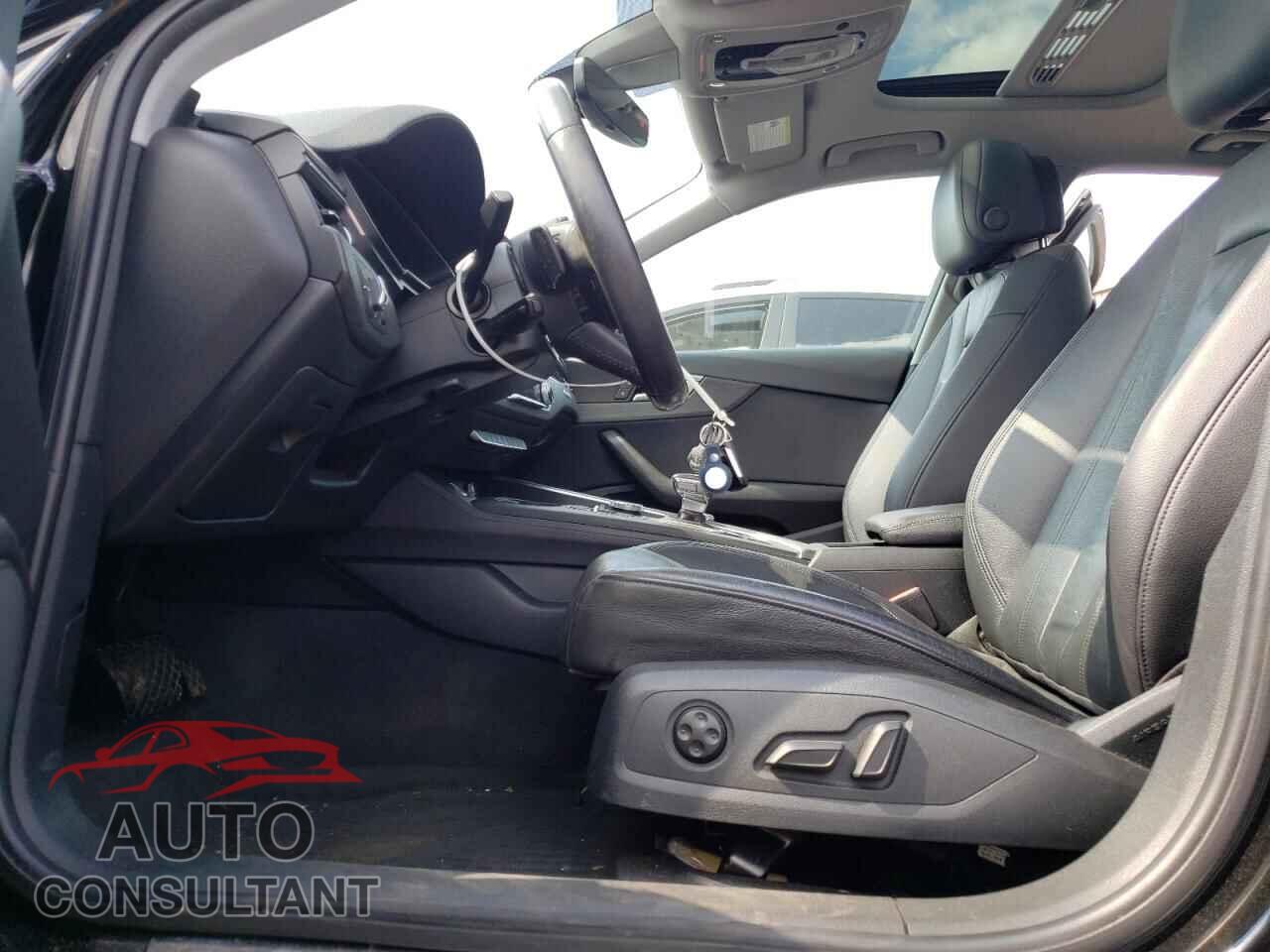 AUDI A4 2017 - WAUANAF48HN059539