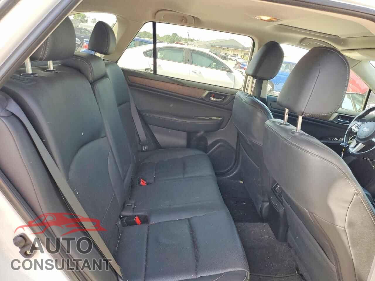 SUBARU OUTBACK 2017 - 4S4BSANC3H3241360