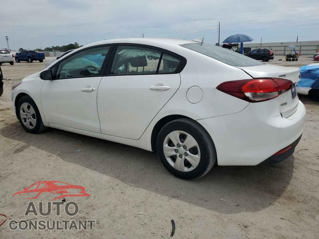 KIA FORTE 2017 - 3KPFL4A73HE046820