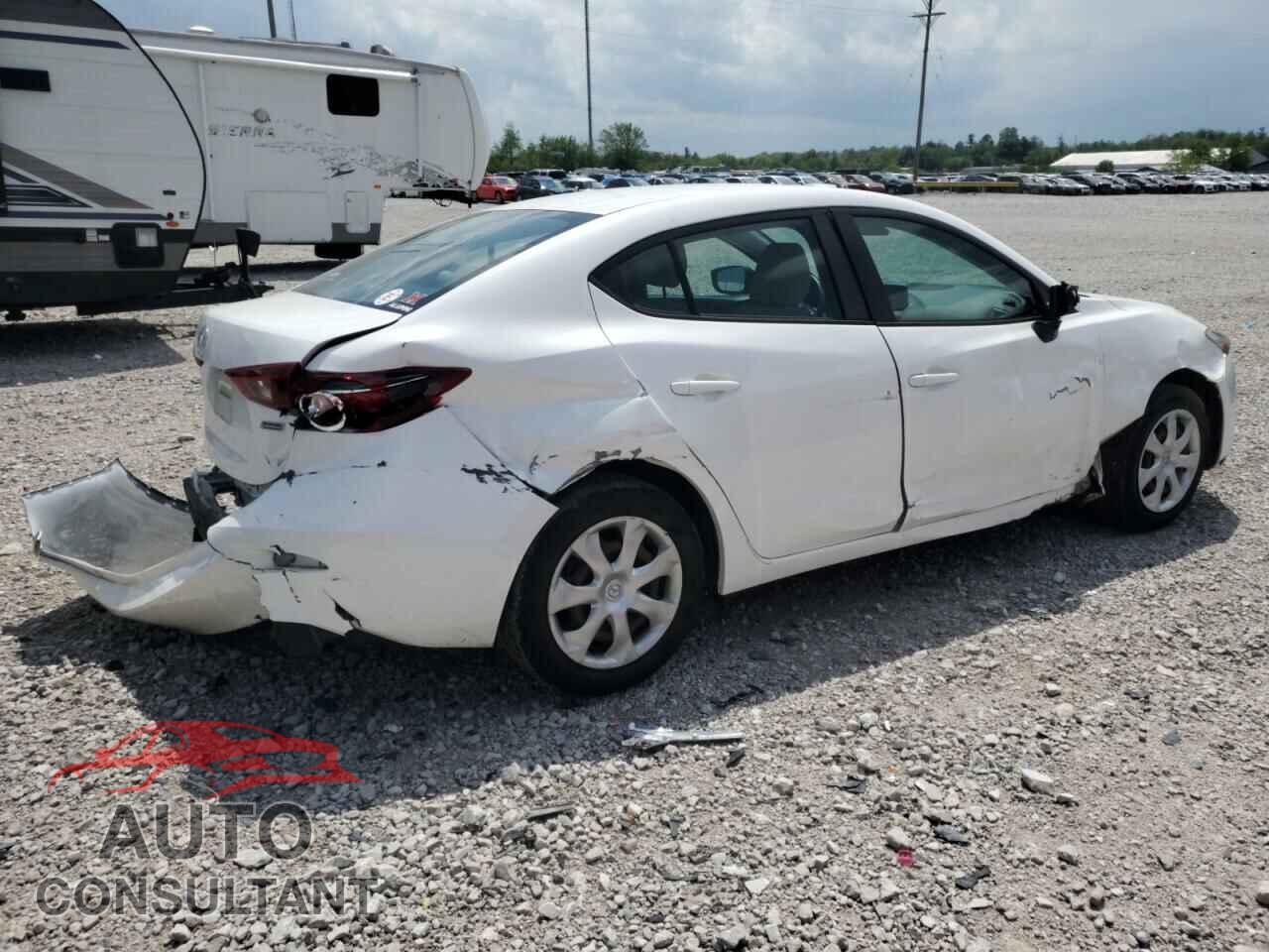MAZDA 3 2018 - 3MZBN1U79JM237699