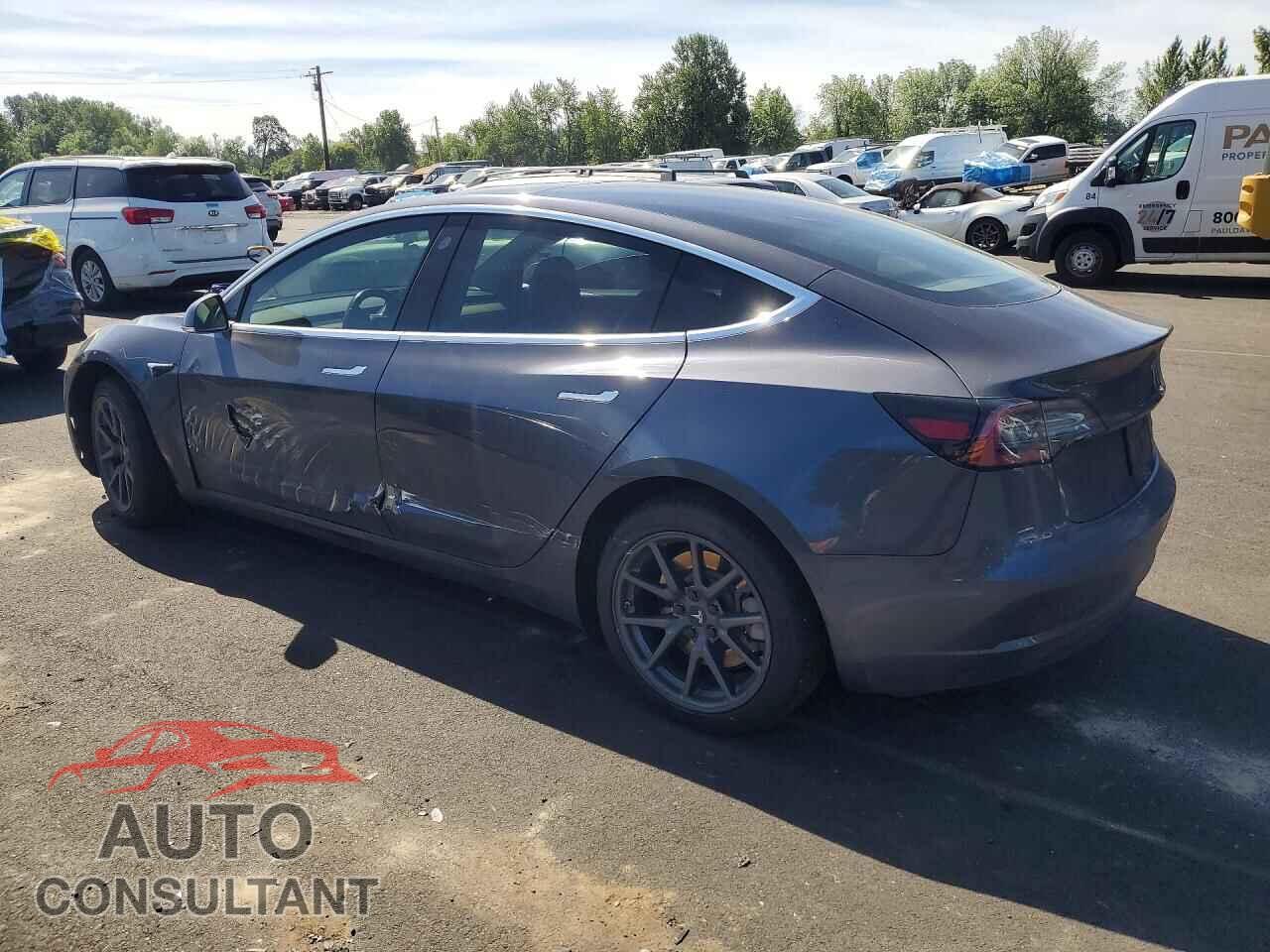 TESLA MODEL 3 2019 - 5YJ3E1EB3KF210482