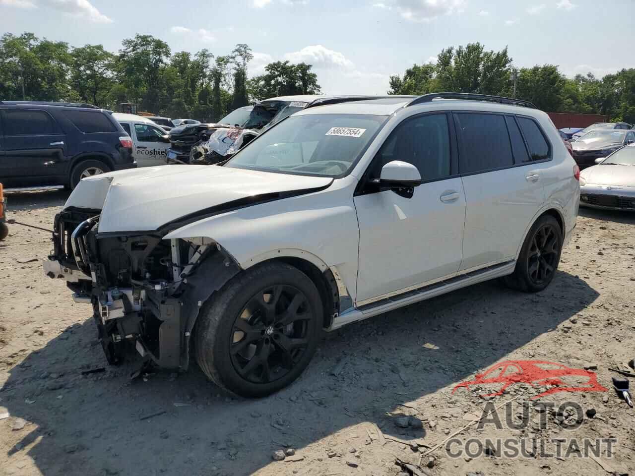 BMW X7 2021 - 5UXCW2C04M9F51196