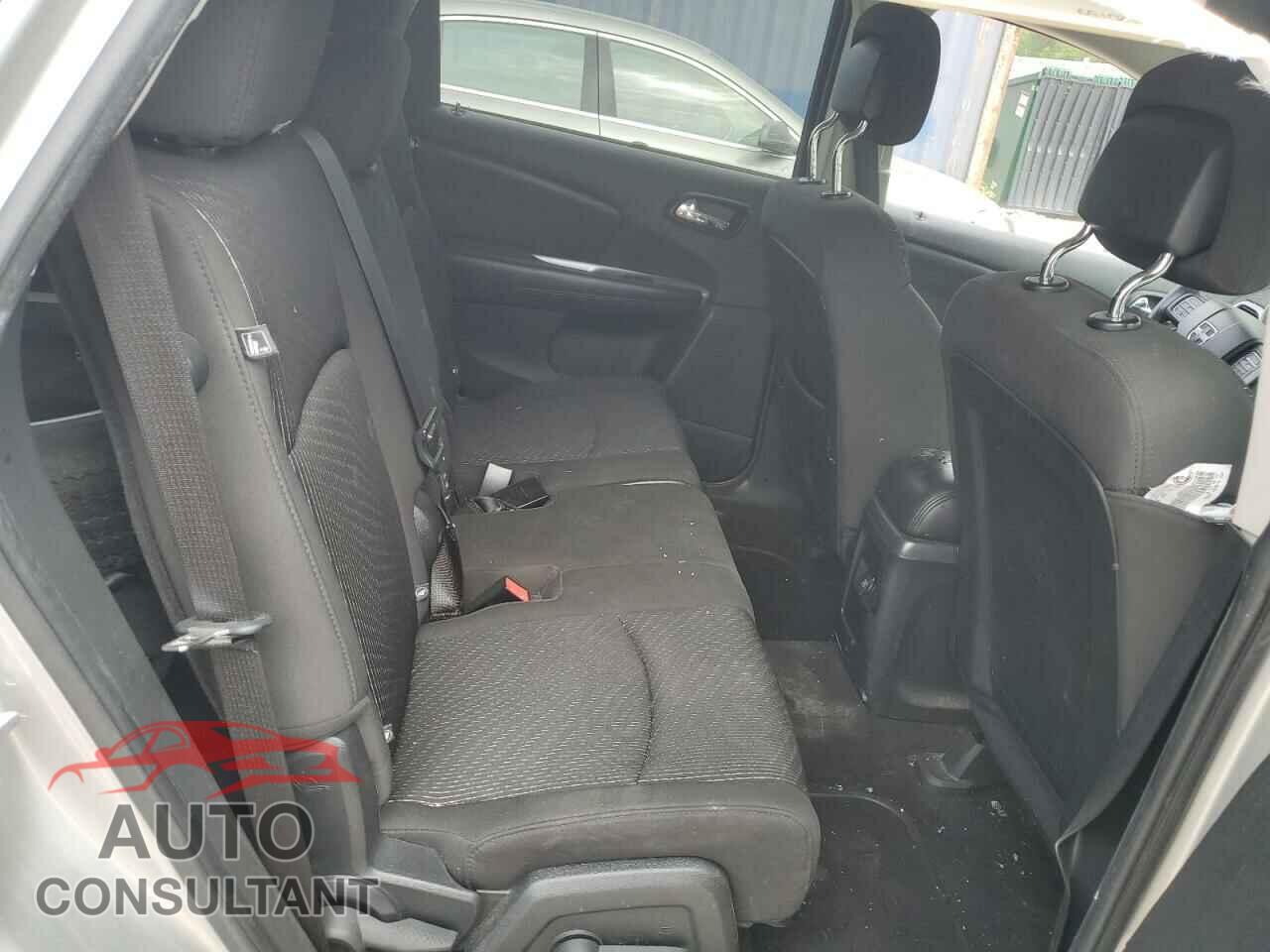 DODGE JOURNEY 2012 - 3C4PDCBG1CT180417