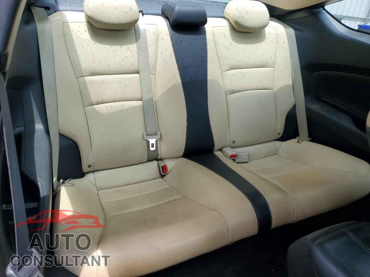 HONDA ACCORD 2013 - 1HGCT2B80DA006904