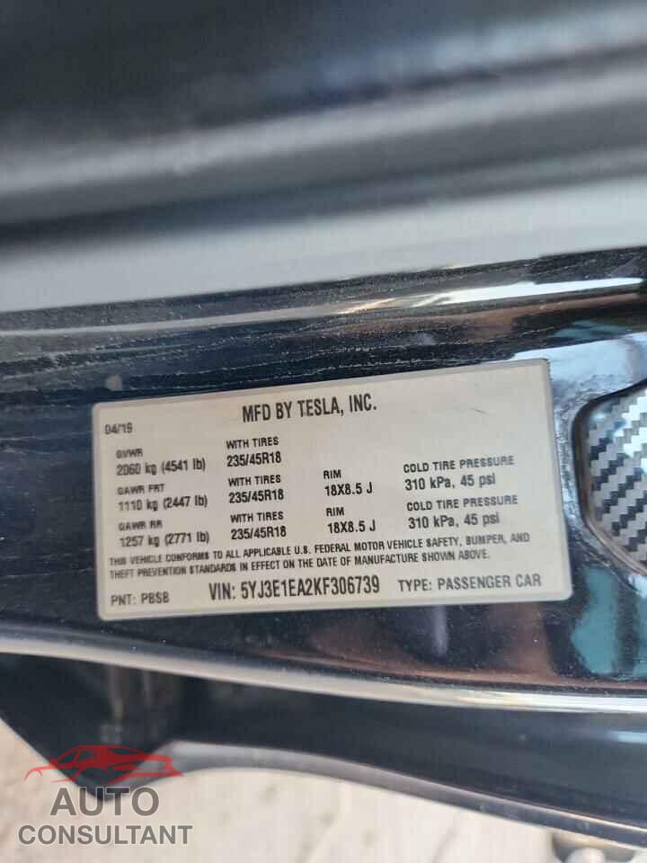 TESLA MODEL 3 2019 - 5YJ3E1EA2KF306739
