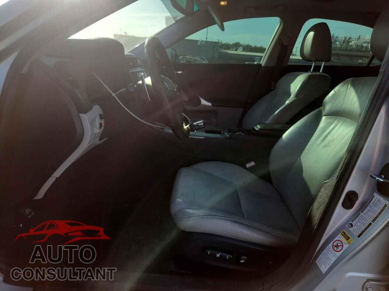 LEXUS IS 2010 - JTHBF5C2XA5123700