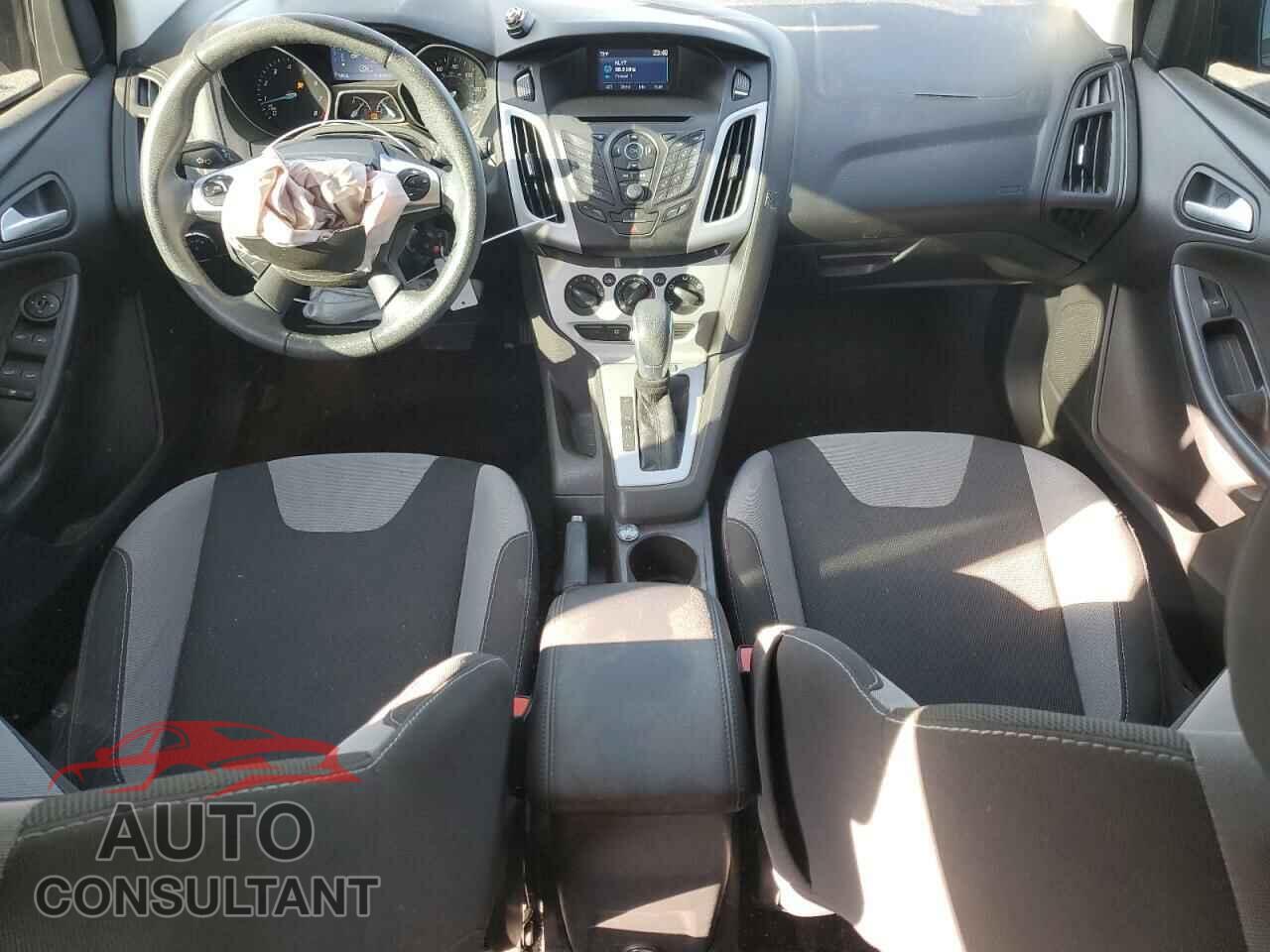FORD FOCUS 2014 - 1FADP3K2XEL431521
