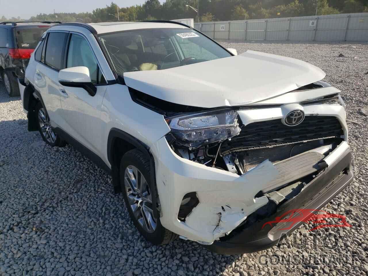 TOYOTA RAV4 2021 - 2T3C1RFV6MW157986