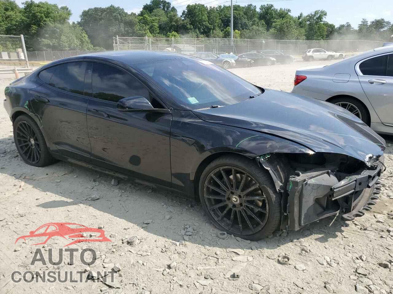 TESLA MODEL S 2018 - 5YJSA1E23JF283440