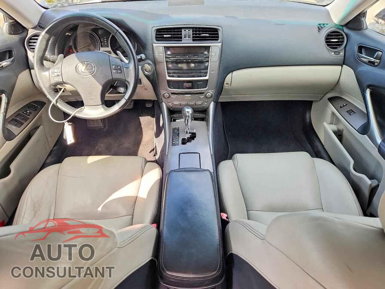 LEXUS IS 2010 - JTHBF5C20A5110700