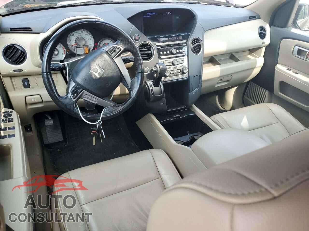 HONDA PILOT 2013 - 5FNYF4H55DB006389