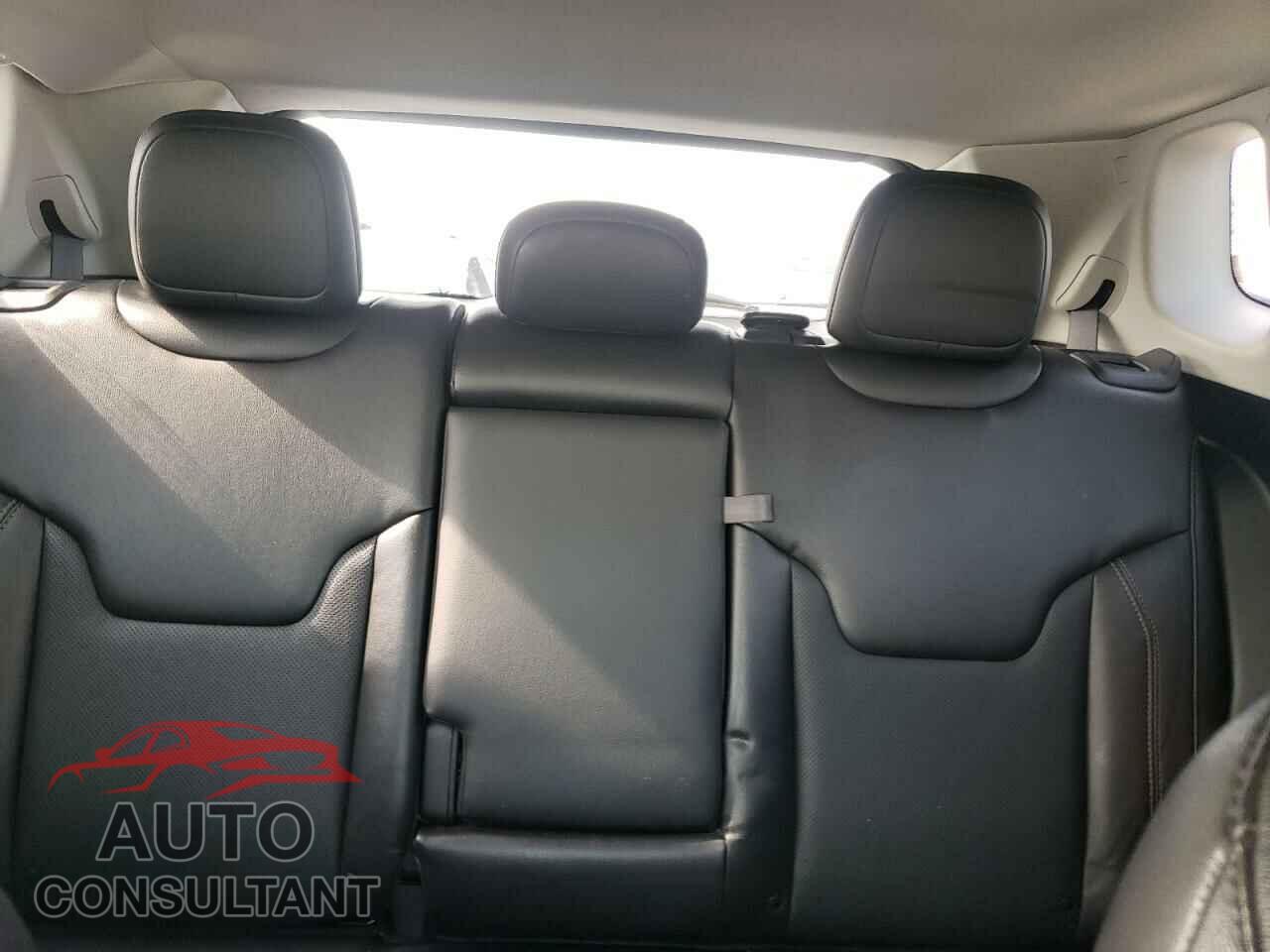 JEEP COMPASS 2020 - 3C4NJDCB4LT223673
