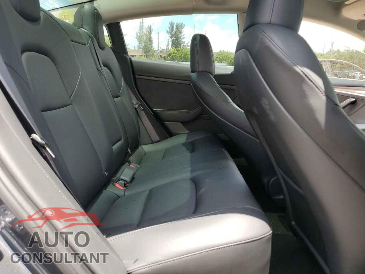 TESLA MODEL 3 2023 - 5YJ3E1EA3PF701875