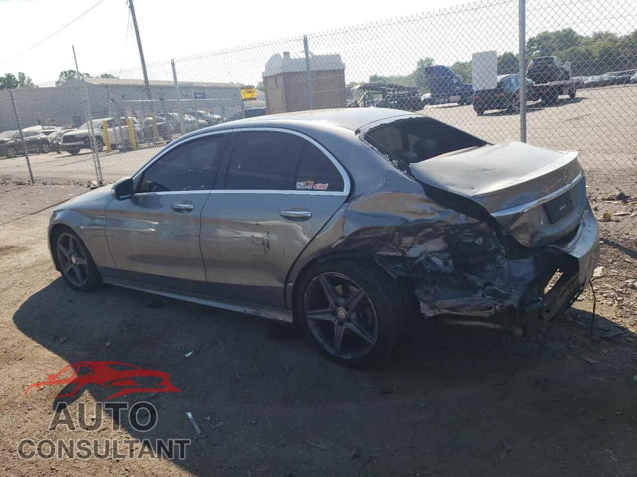 MERCEDES-BENZ C-CLASS 2015 - 55SWF4KB0FU075501