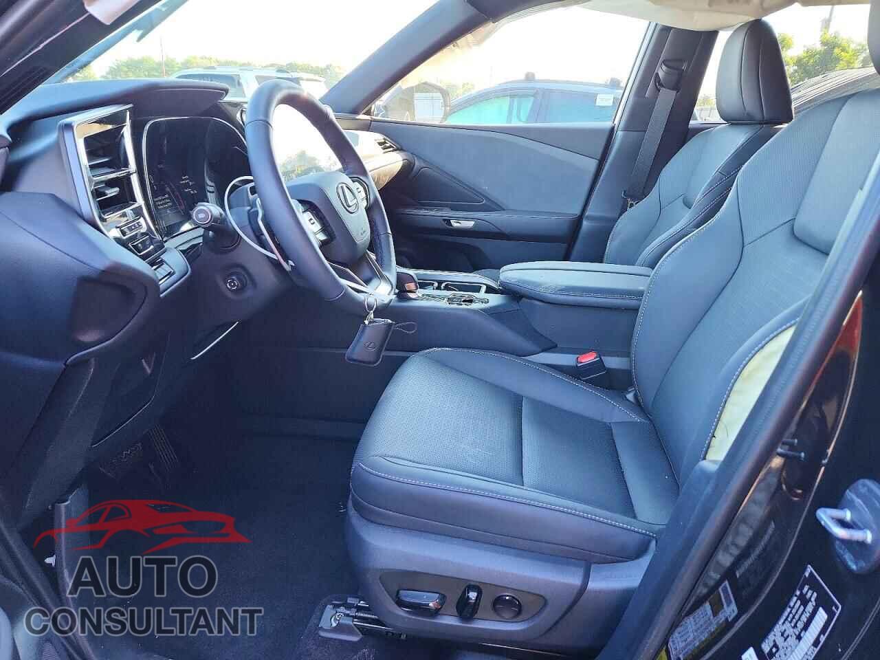 LEXUS UNKNOWN 2026 - 5TDAAAB64TS081157