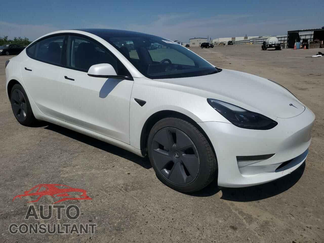 TESLA MODEL 3 2023 - 5YJ3E1EA1PF684526