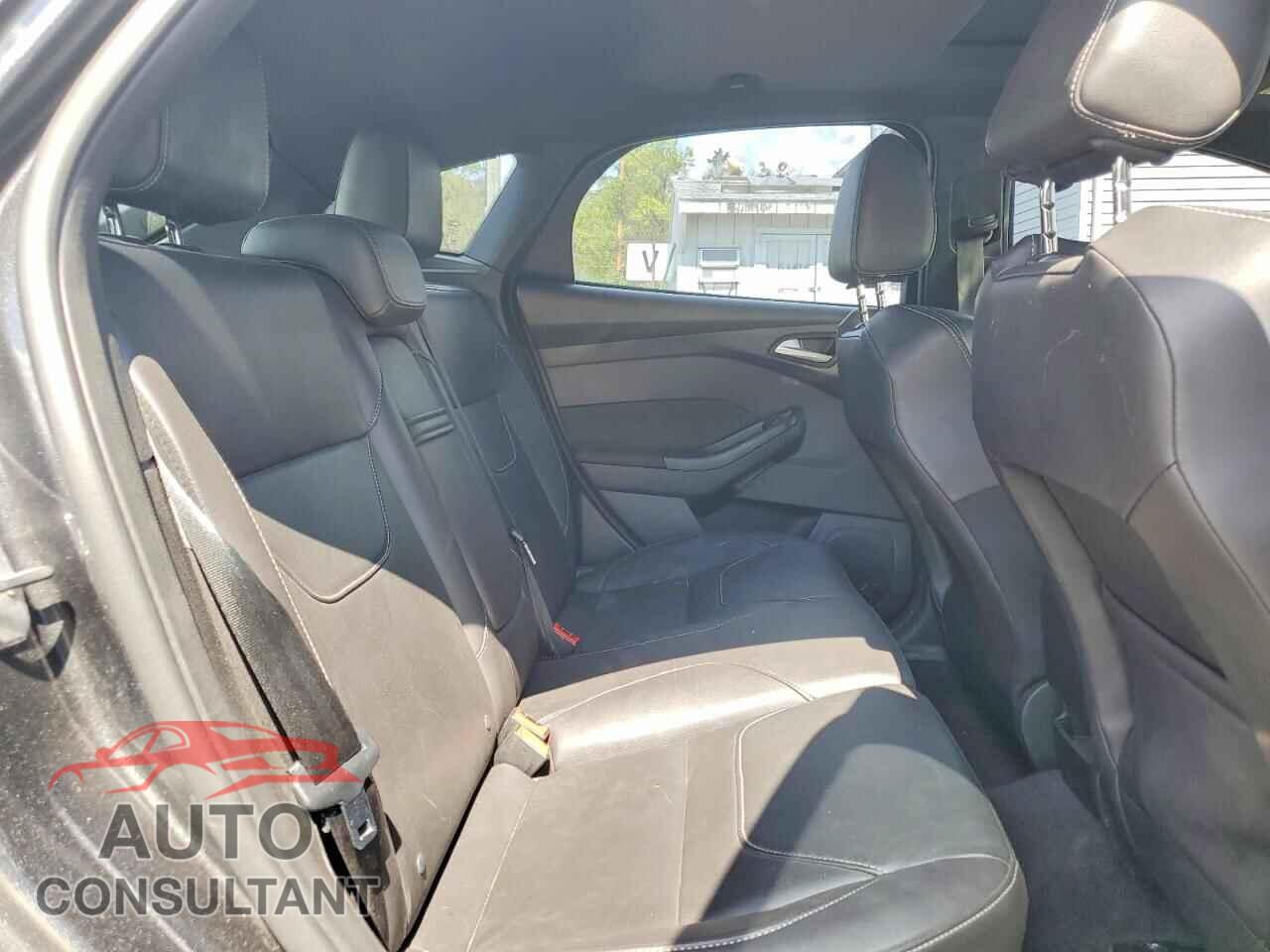 FORD FOCUS 2016 - 1FADP3L93GL406460
