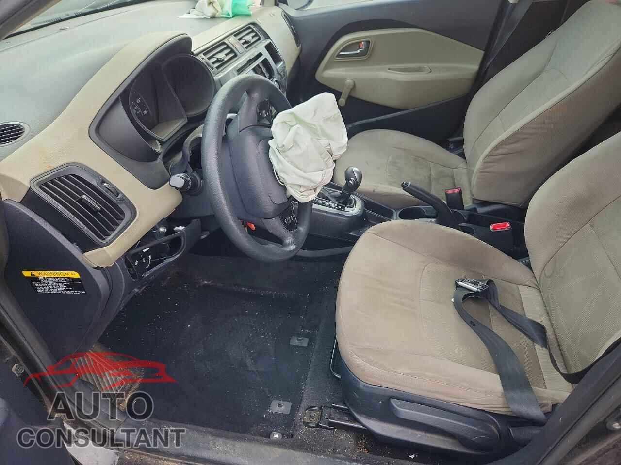 KIA RIO 2015 - KNADM5A30F6518169
